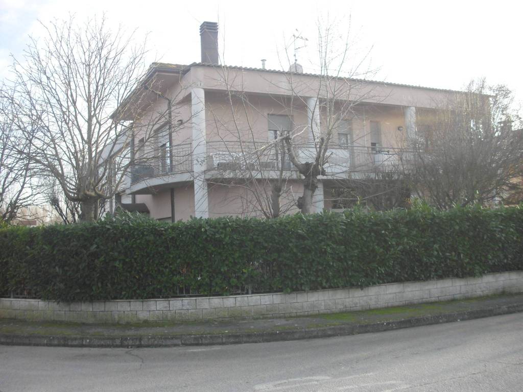 Casa indipendente a Riccione in Viale Veneto - Foto 2