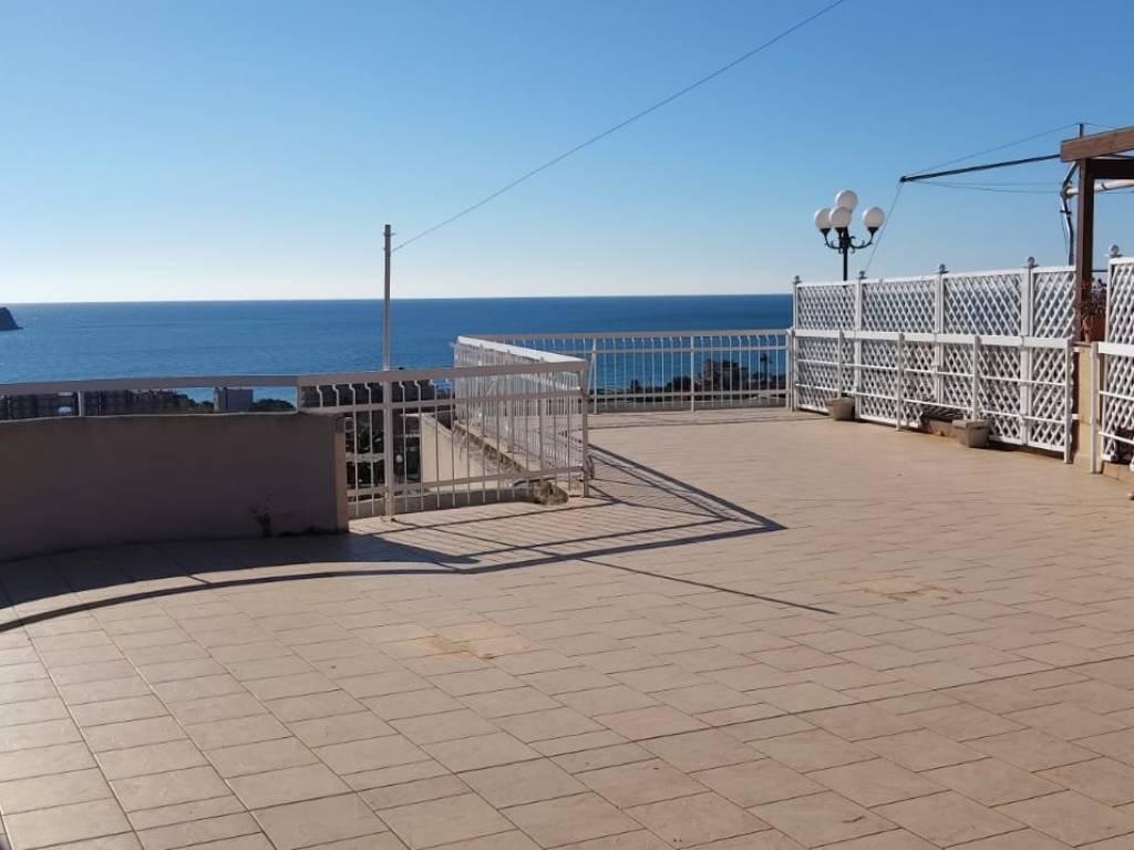 Attico / mansarda a Albenga - Foto 2