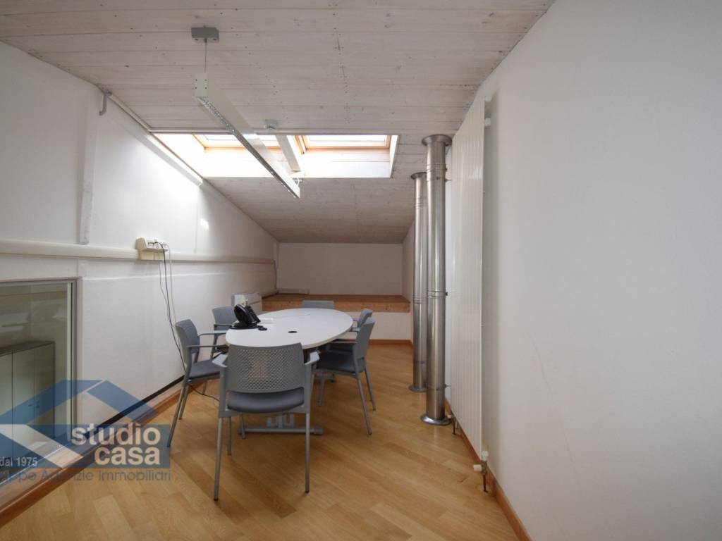 Immobile a Lodi in VIA DELLA SELVAGRECA, 8/10 - Foto 4