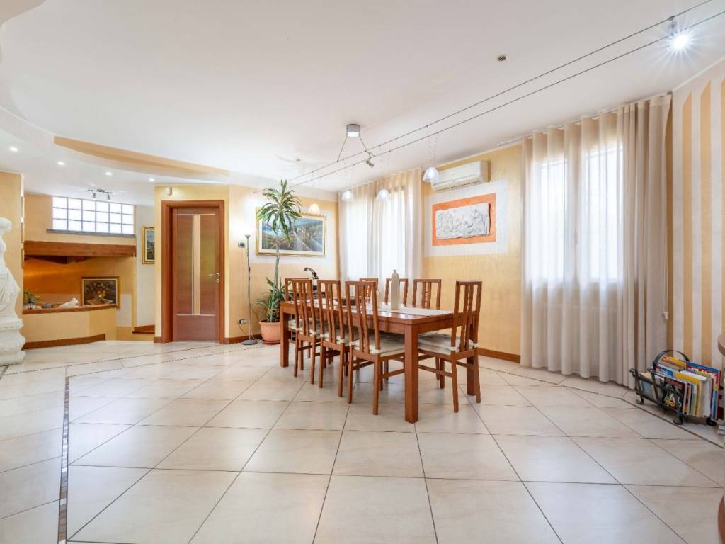 Villa a Vedano olona in Vicolo Eugenio Curiel, 2 - Foto 3