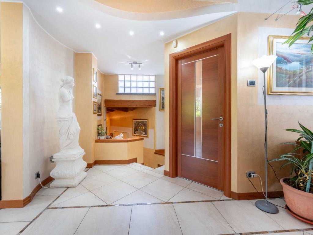 Villa a Vedano olona in Vicolo Eugenio Curiel, 2 - Foto 4