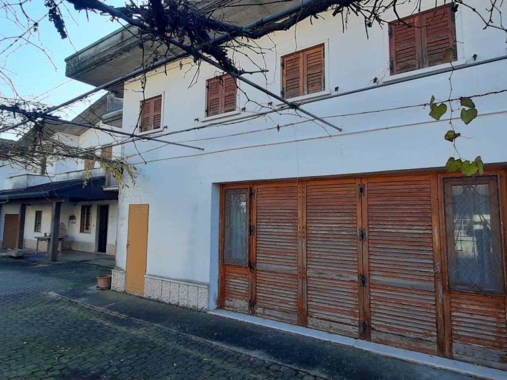 Villa a Nogarole rocca in Via Europa - Foto 4