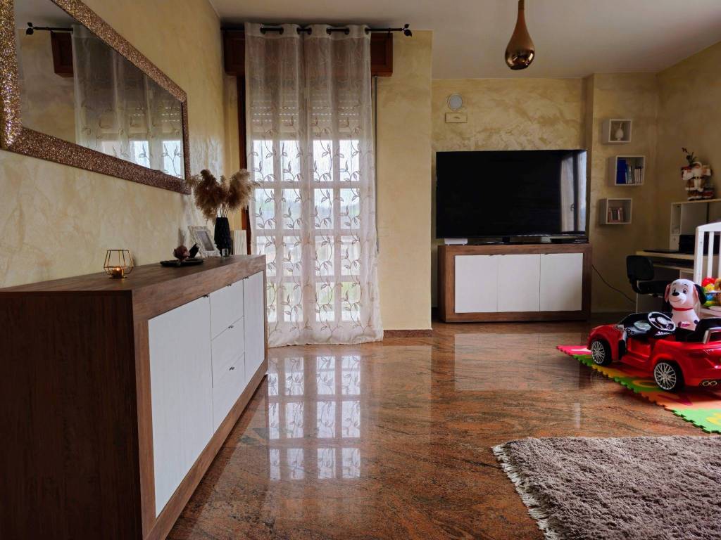Appartamento a Baiso in Via Debbia, 1 - Foto 4