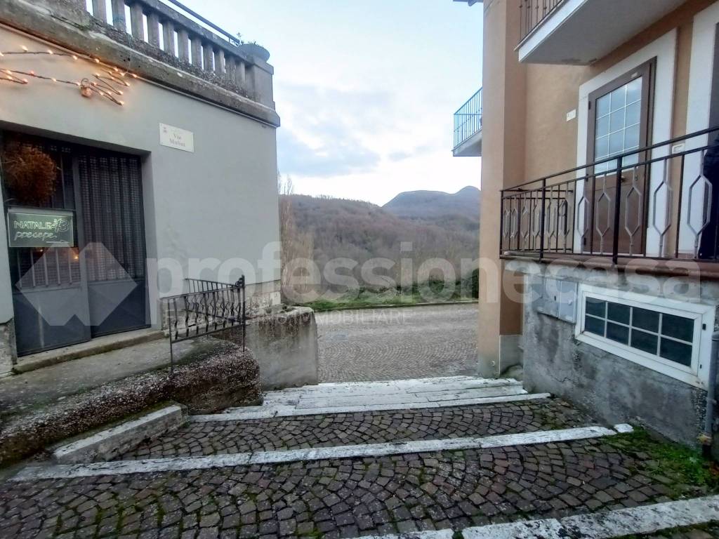 Box / garage a San pietro avellana in Via Mulini - Foto 2