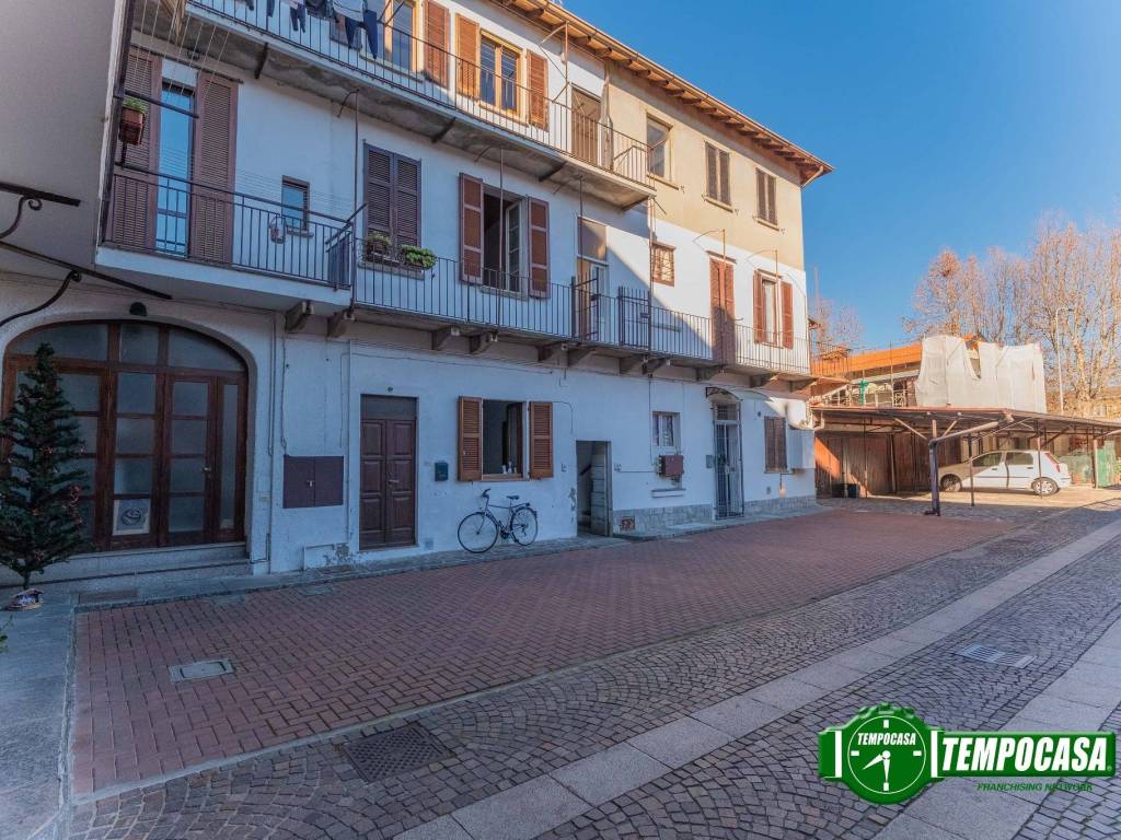 Appartamento a Verano brianza in Via Umberto I, 4 - Foto 2