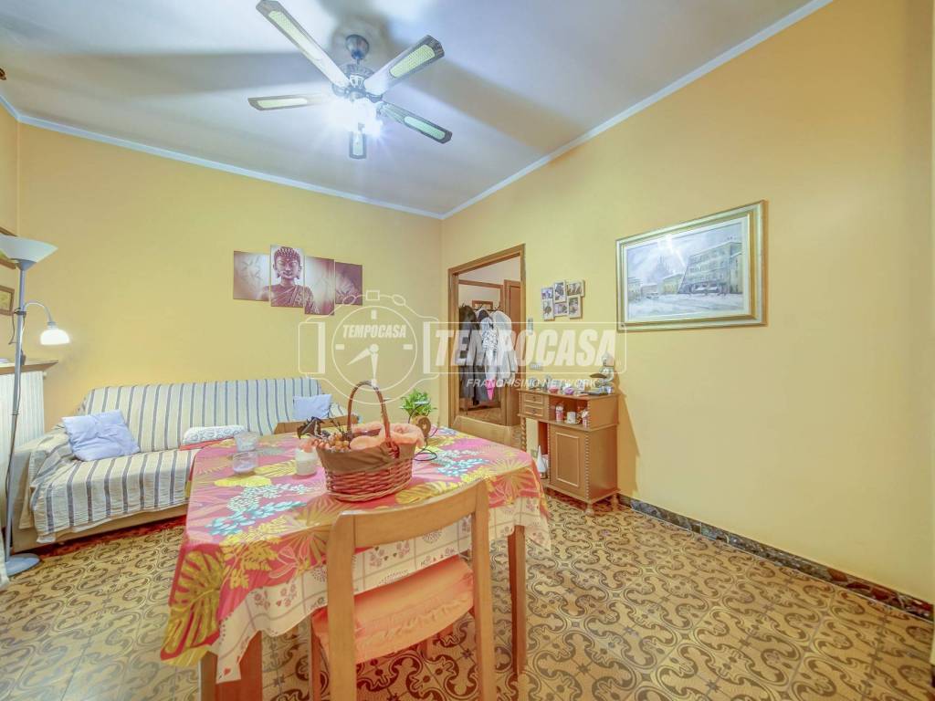 Appartamento a Azzate in Via Piave 96 - Foto 5