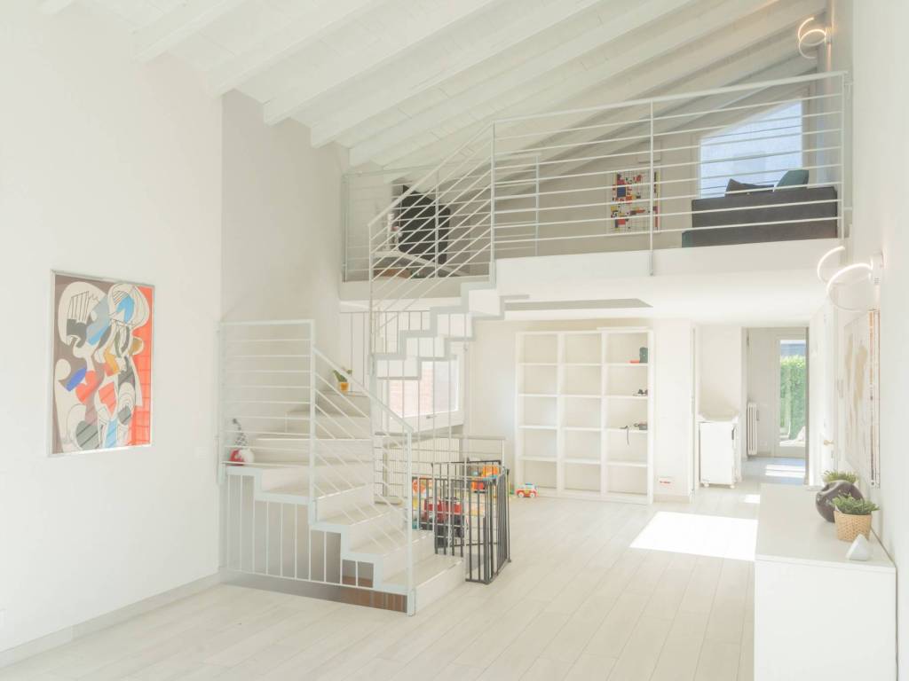 Villa a Casciago in Via Salvo D'Acquisto, 8 - Foto 2