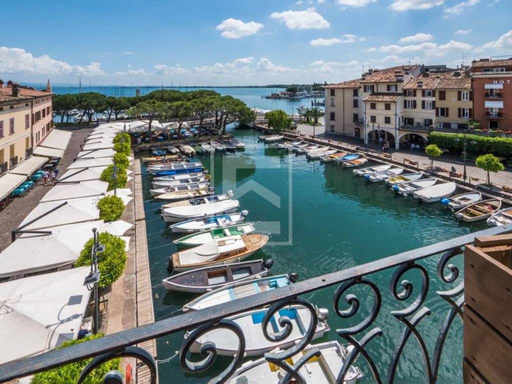 Casa indipendente a Desenzano del garda in Via Gamabara - Foto 4