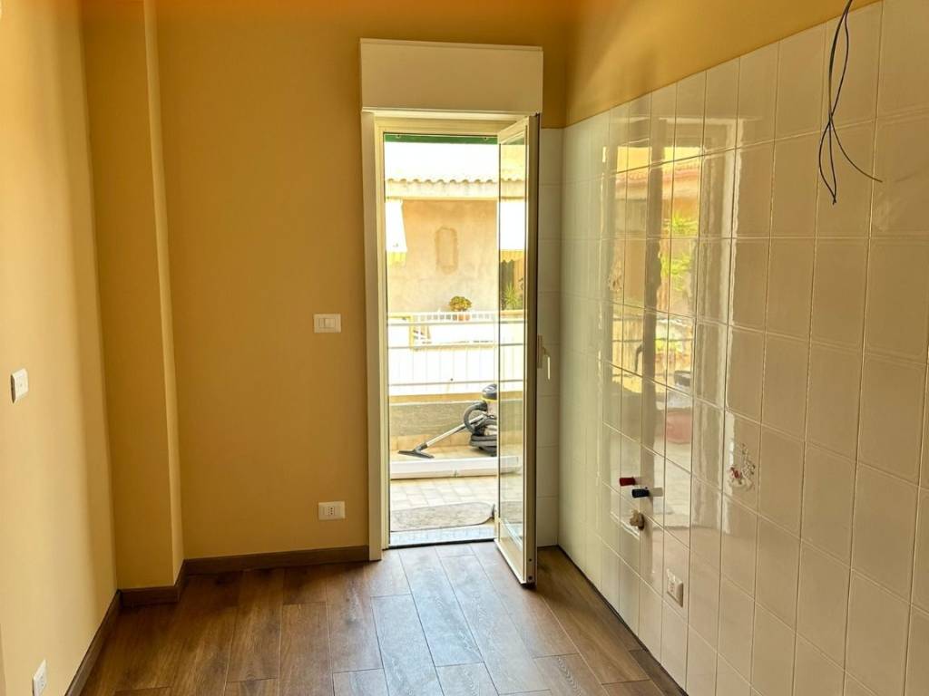 Appartamento a Torregrotta in Via 21 Ottobre, 368 - Foto 3