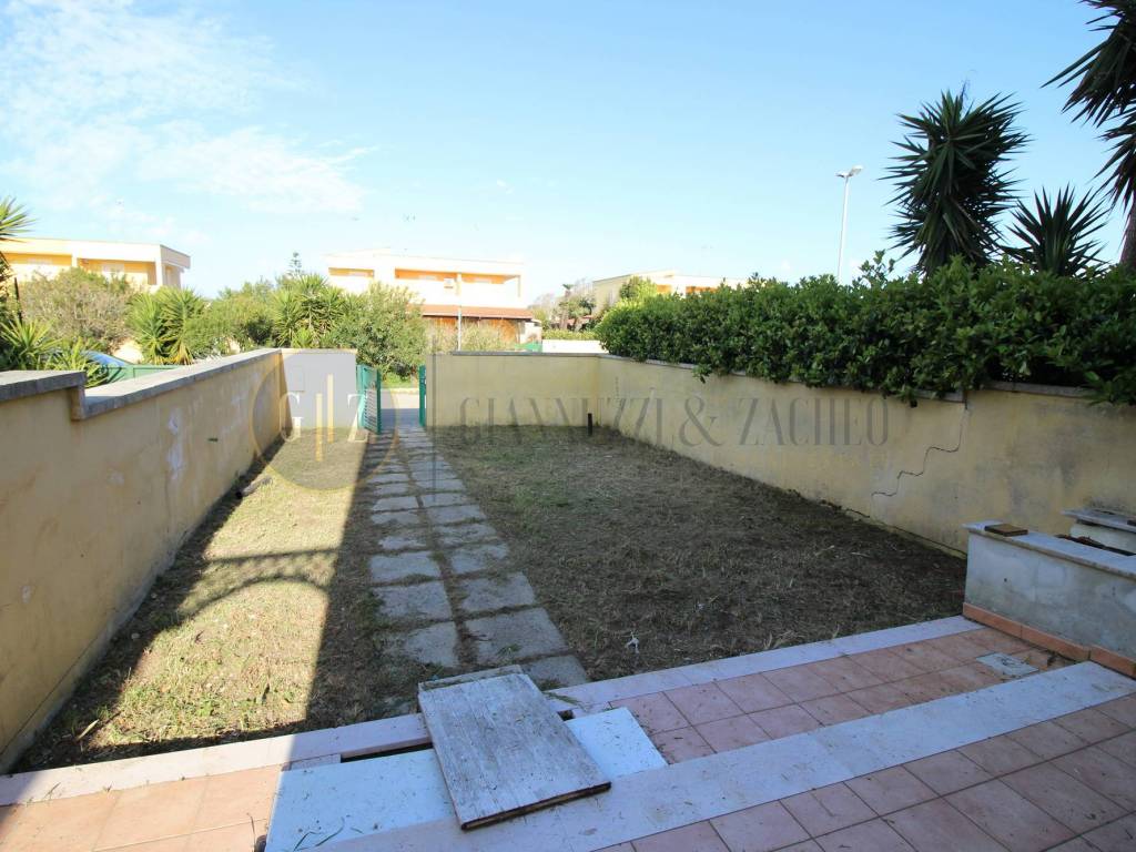 Appartamento a Melendugno in Viale dei Sultani, 76 - Foto 2