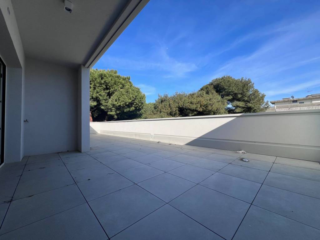 Attico / mansarda a Riccione in Viale Giacomo Puccini, 8 - Foto 2