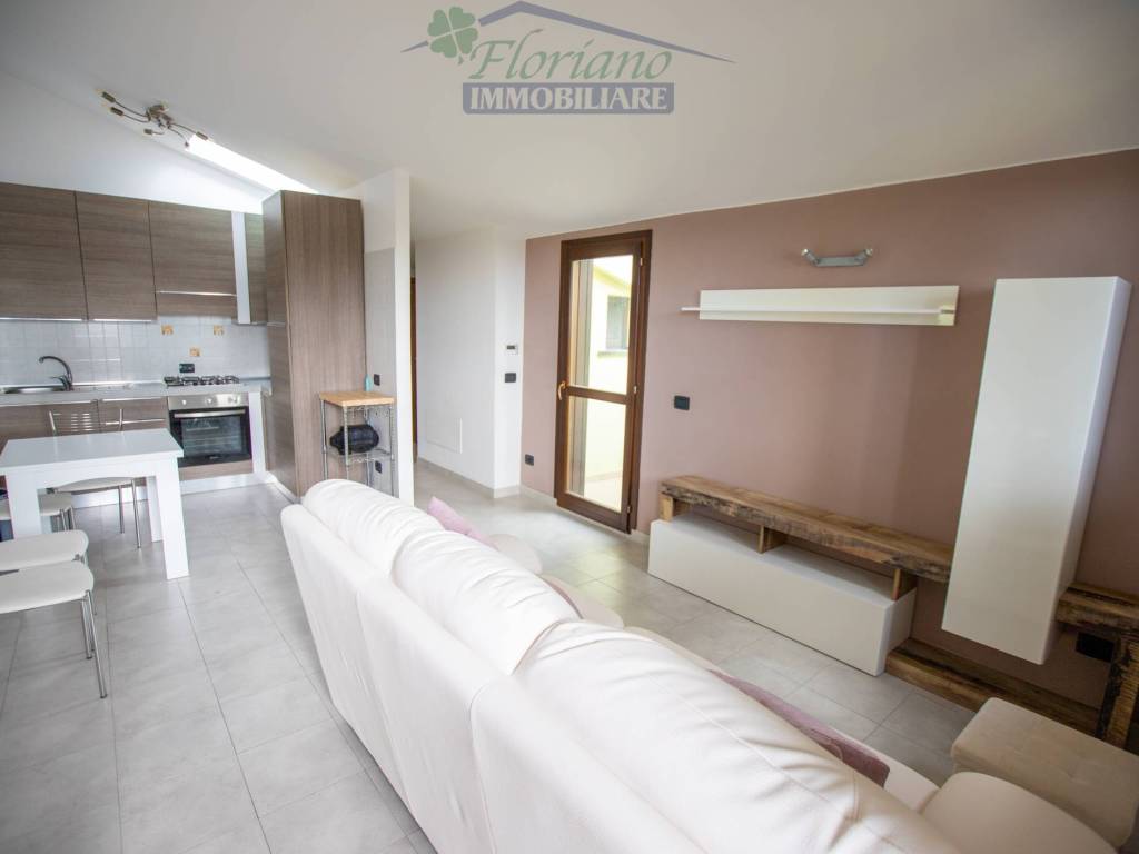 Attico / mansarda a Montalto di castro in Via Mediterranea - Foto 4