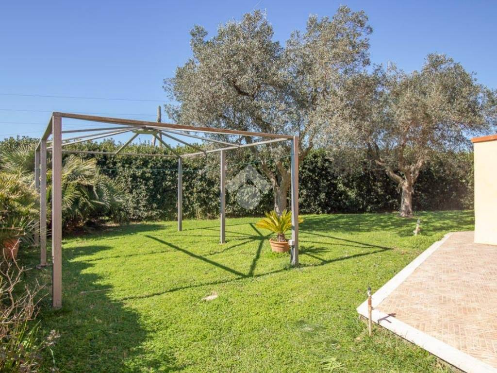 Rustico / casale a Montalto di castro in Strada Quartuccio, 14 - Foto 3