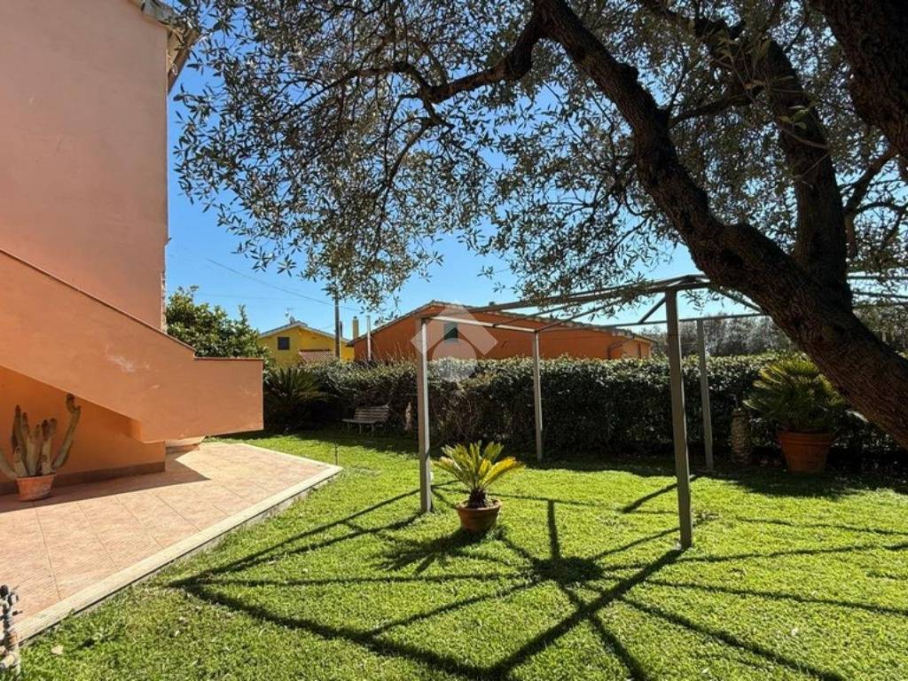 Rustico / casale a Montalto di castro in Strada Quartuccio, 14 - Foto 5