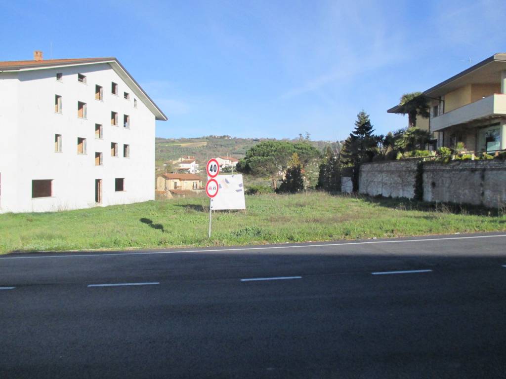 Terreno a Pietrelcina in Via Nazionale - Foto 2