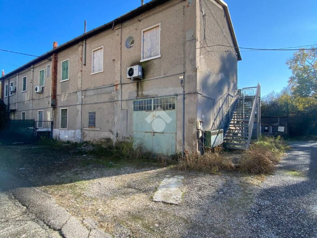 Rustico / casale a Verona in Via Sogare, 19 - Foto 2