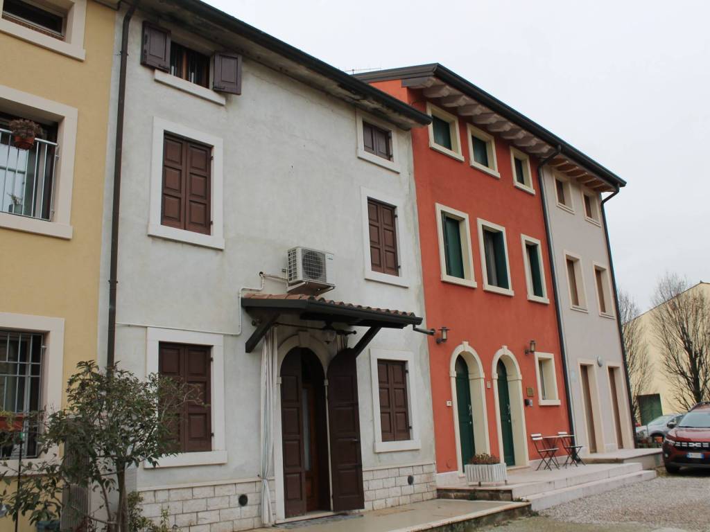 Villetta a schiera a Villafranca di verona in Via Aldo Rizzini, 7 - Foto 2