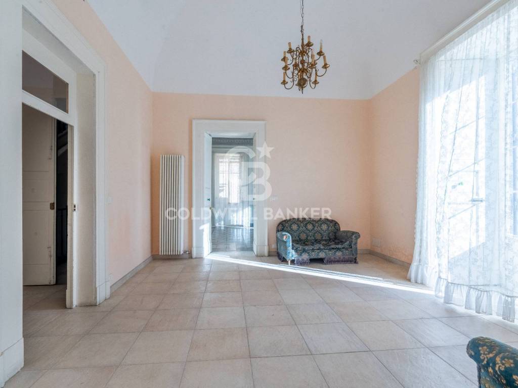 Appartamento a Lecce in Piazzetta Regina Maria D'Enghien - Foto 5