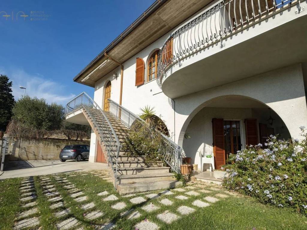 Villa a Spinetoli in Via Palazzi, 28 - Foto 3