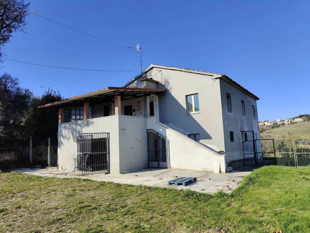 Rustico / casale a Spinetoli in Via Palazzi, 35 - Foto 5