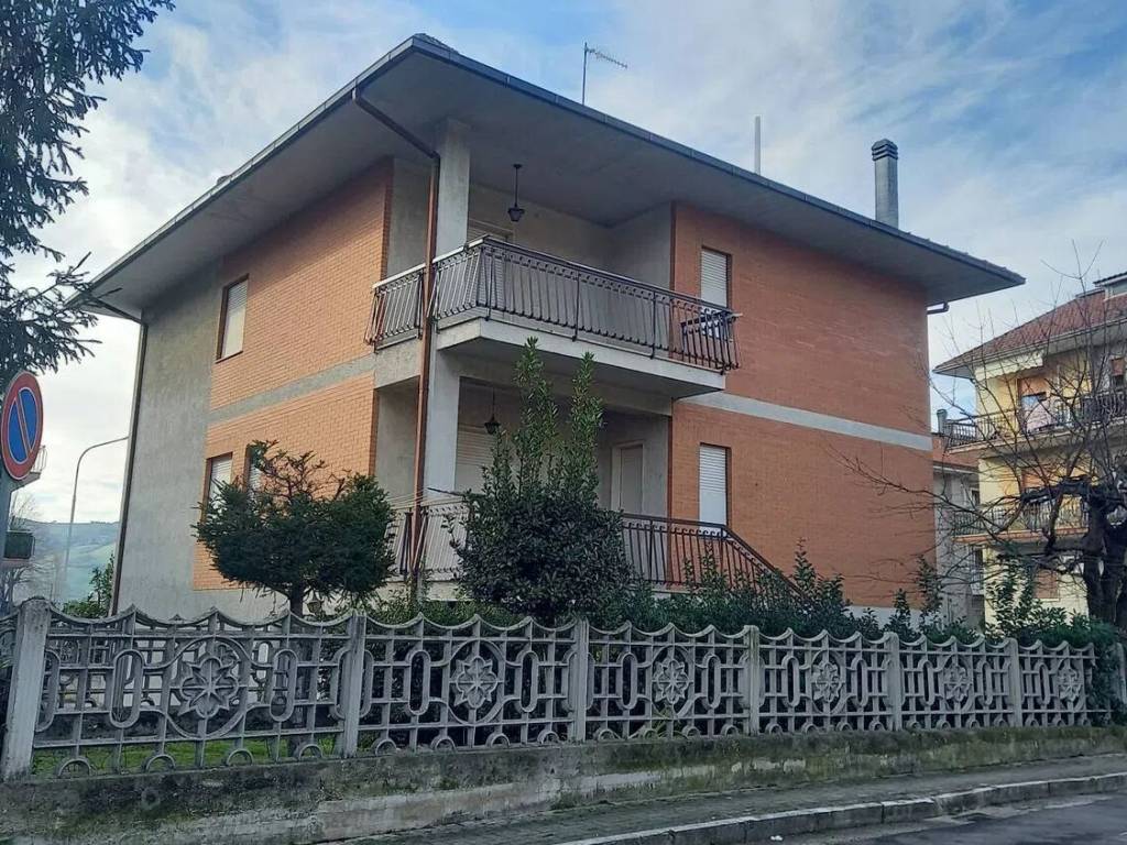 Villa a Castel di lama in Via Po, 73 - Foto 3