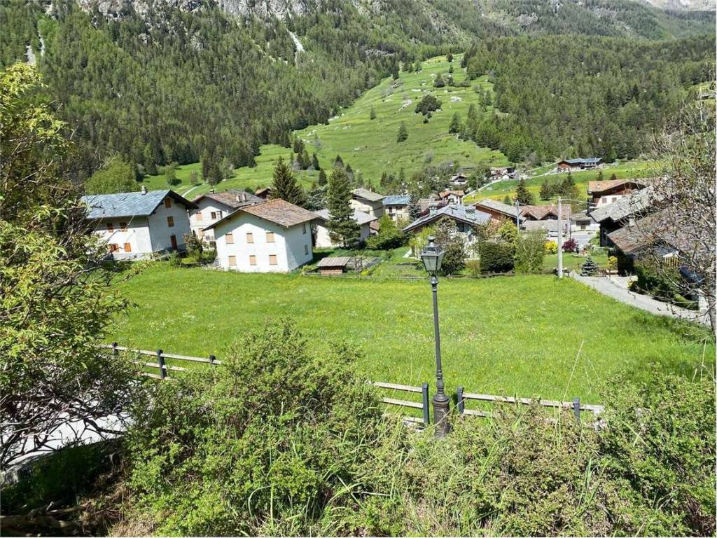 Terreno a Brusson in Frazione Extrapieraz - Foto 2