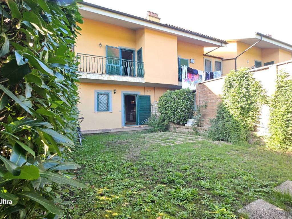 Villetta a schiera a Nepi in Viale L.V. Beethoven - Foto 2