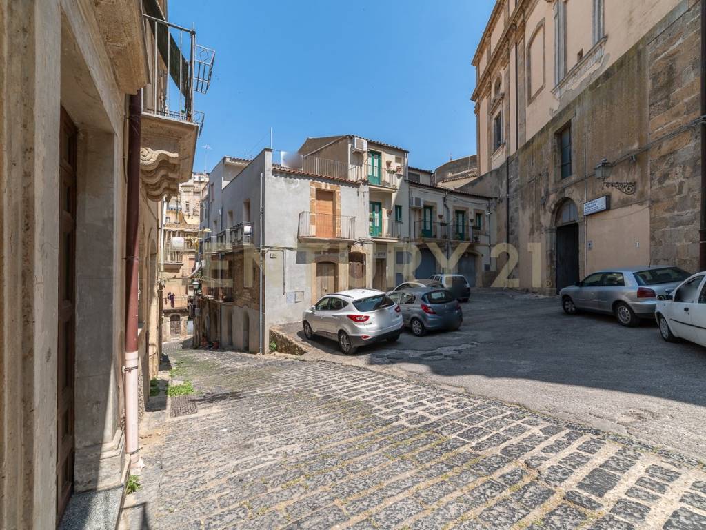 Villa a Caltagirone in Via Minciardi, 38 - Foto 2
