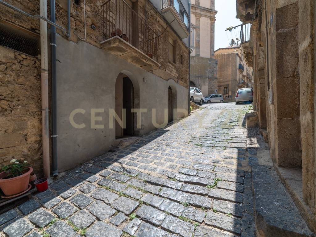 Villa a Caltagirone in Via Minciardi, 38 - Foto 5