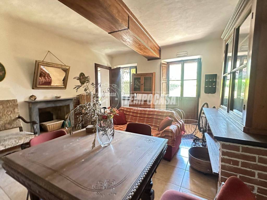 Casa indipendente a Camburzano in Via Vittorio Veneto - Foto 2