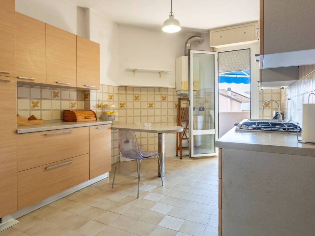 Appartamento a Falconara marittima in Via EMILIA - Foto 4