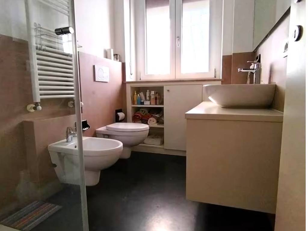 Appartamento a Verona in Via Alessandro Poerio - Foto 5