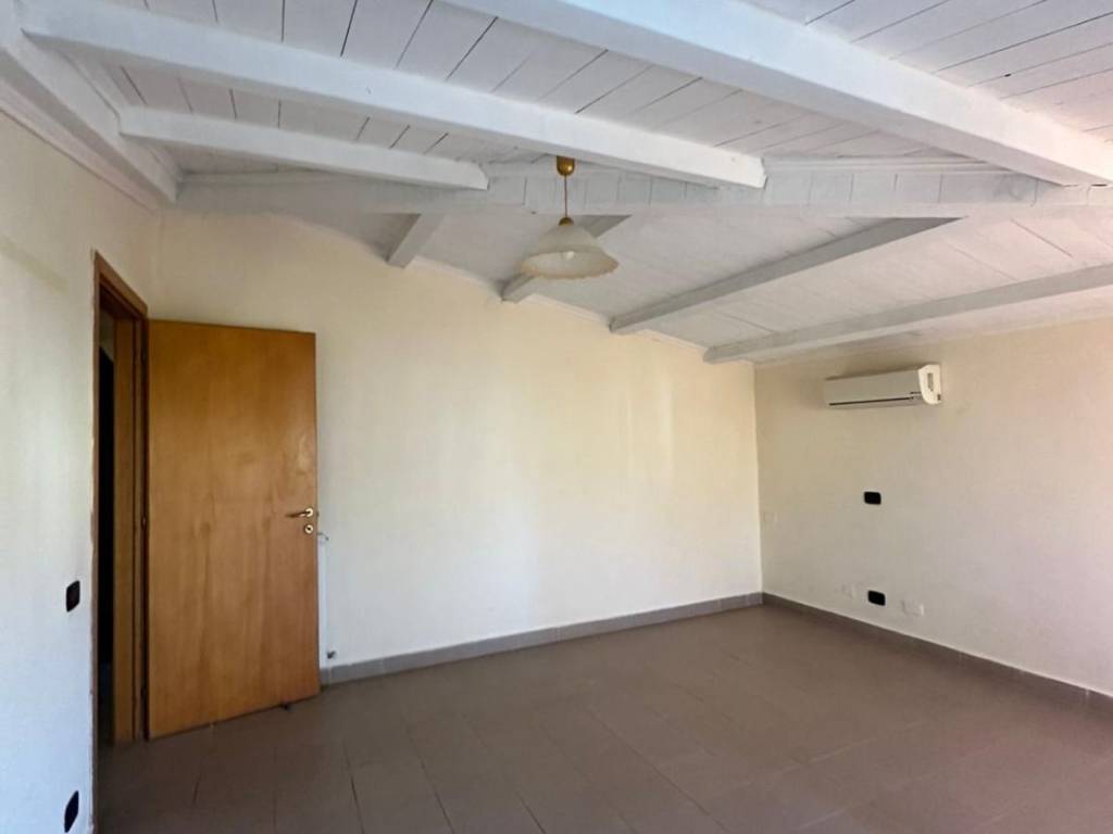 Appartamento a Crotone in Via Federico Fellini - Foto 4