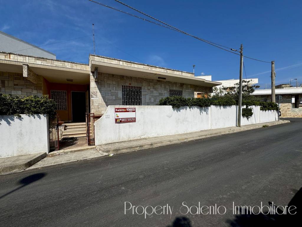Villa a Ugento in Via Consoli Romani, 34 - Foto 4