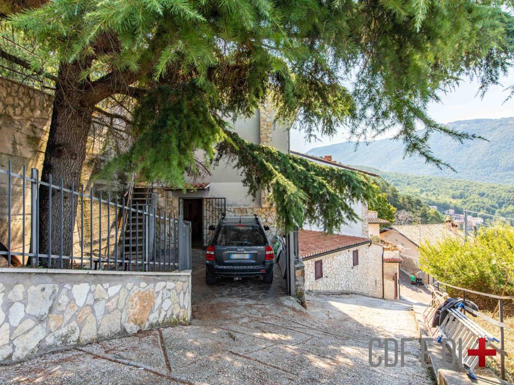 Appartamento a Pereto in Via delle Salere - Foto 3
