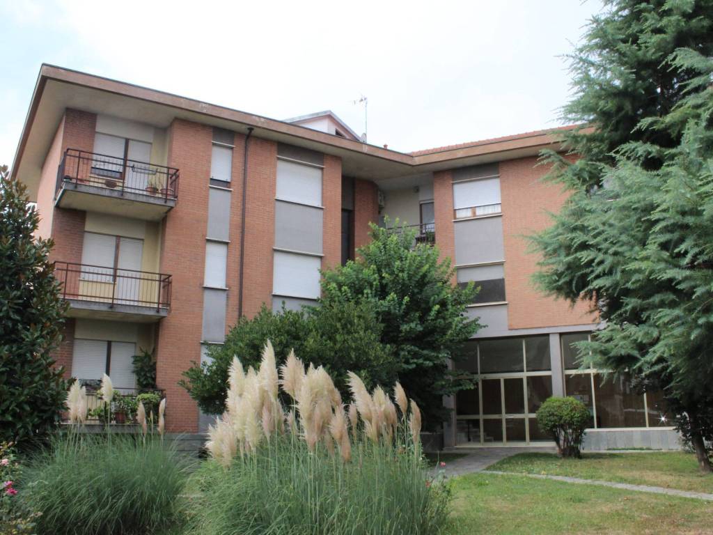 Appartamento a Leinì in Via Cavalier Luigi Ronco - Foto 3