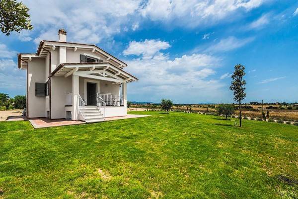 Villa a Montalto di castro in Strada Provinciale Pescia Romana - Foto 2