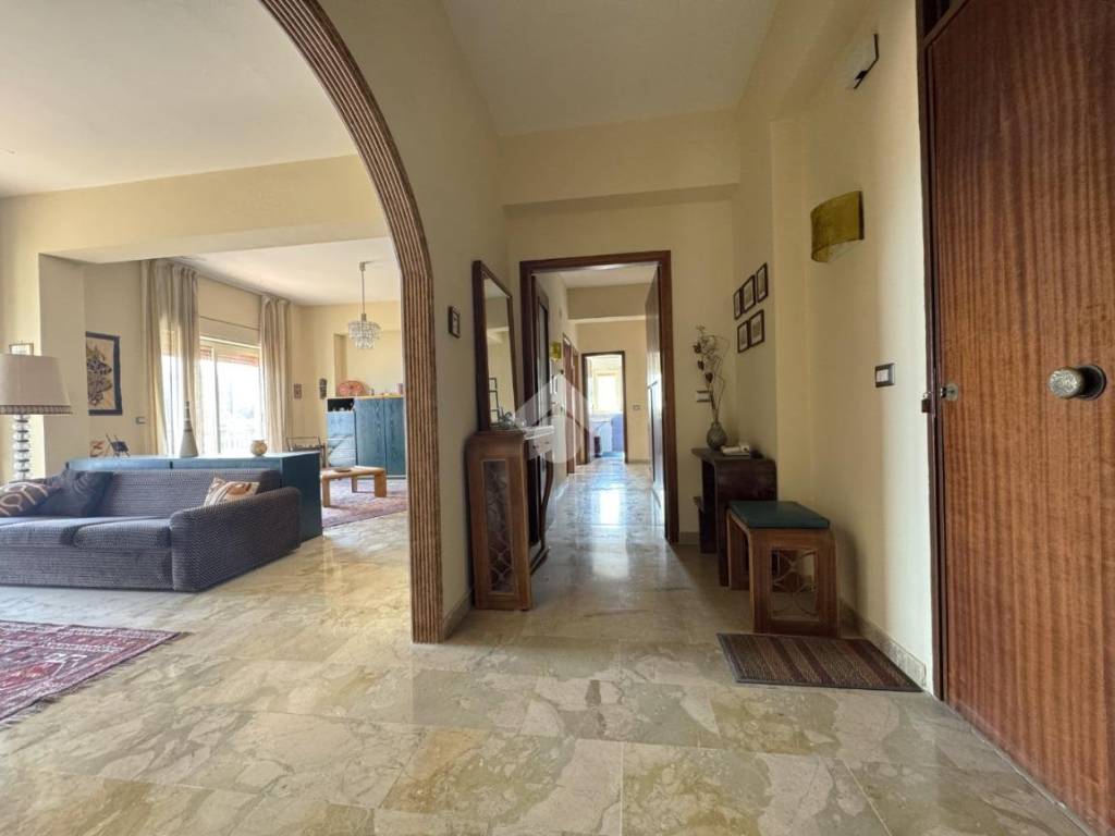 Appartamento a Messina in S.da Panoramica dello Stretto, 2100 - Foto 3