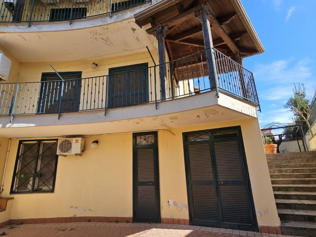 Villa a Aversa in Via Antonio Gramsci - Foto 4