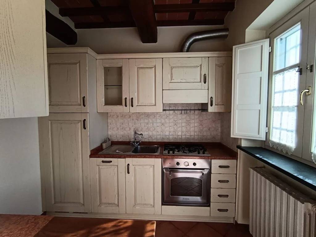 Casa indipendente a Lucca in Via per Corte Landi - Foto 2