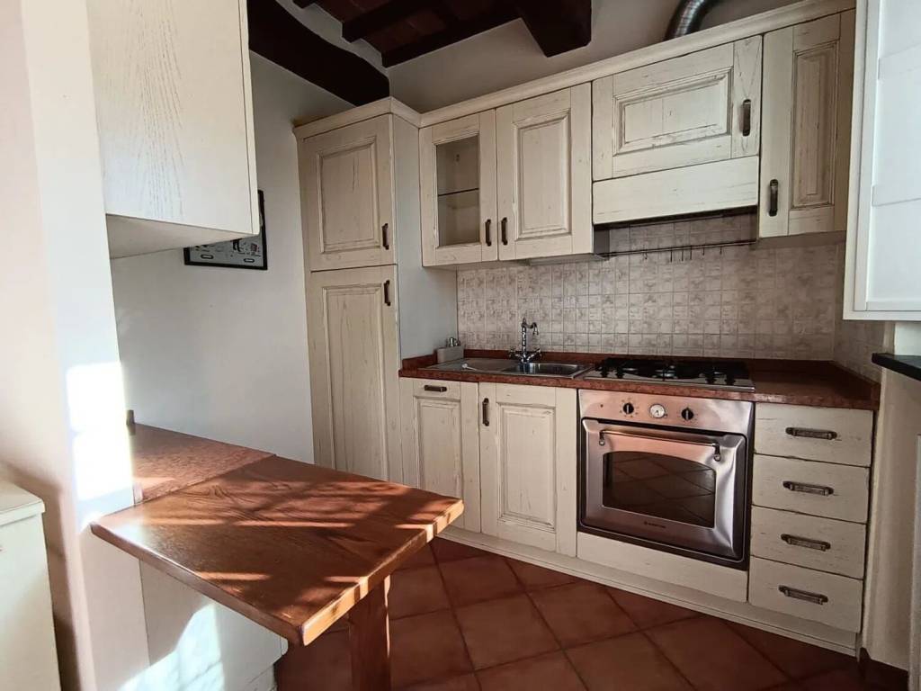 Casa indipendente a Lucca in Via per Corte Landi - Foto 4