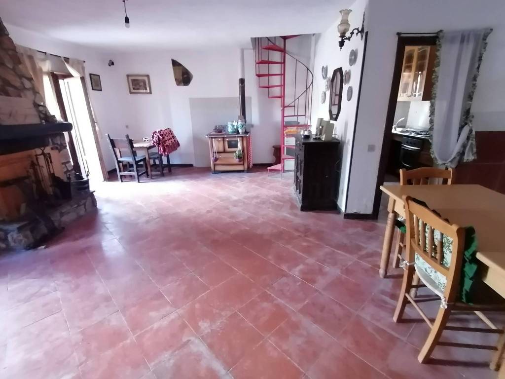 Villa a Serrone in Via Monte Scalambra Alta - Foto 4