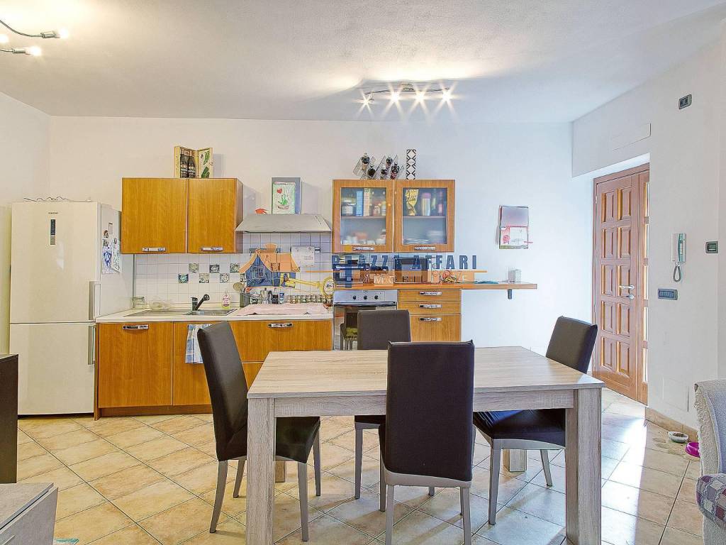 Appartamento a Carnago in via Mazzini Giuseppe, 1 - Foto 4