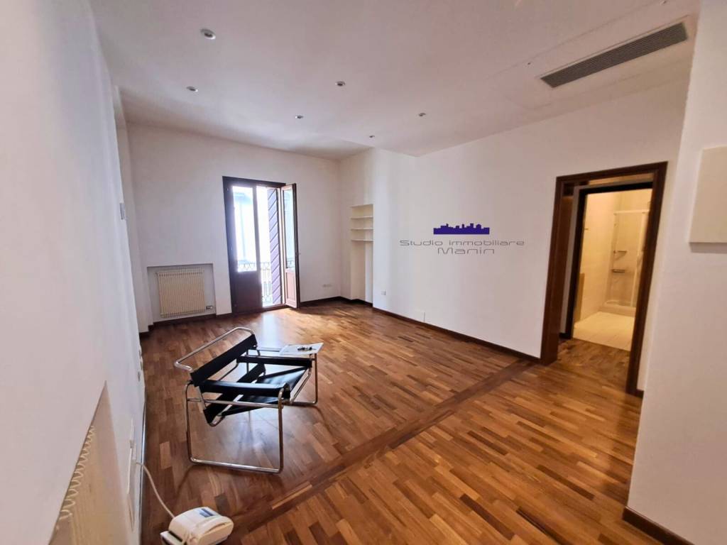 Appartamento a Treviso in Via Daniele Manin - Foto 3