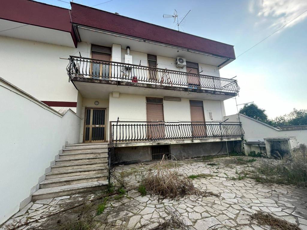 Appartamento a Aprilia in Via Stromboli - Foto 3