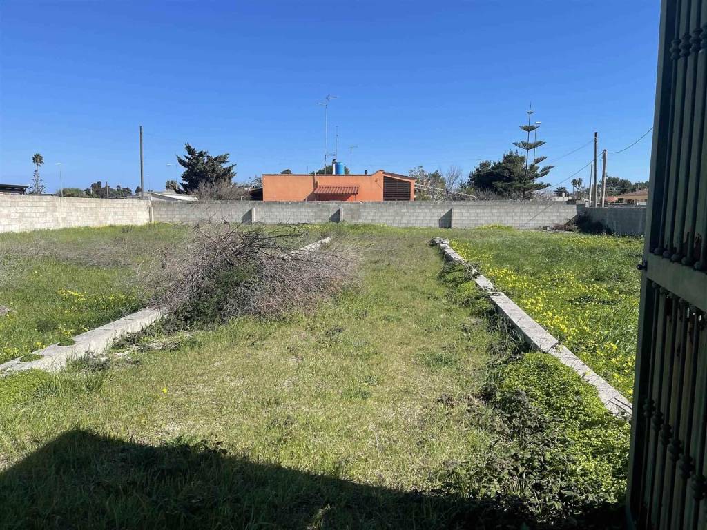 Terreno a Lecce in VIA GIUSEPPE RICCHIERI - Foto 3