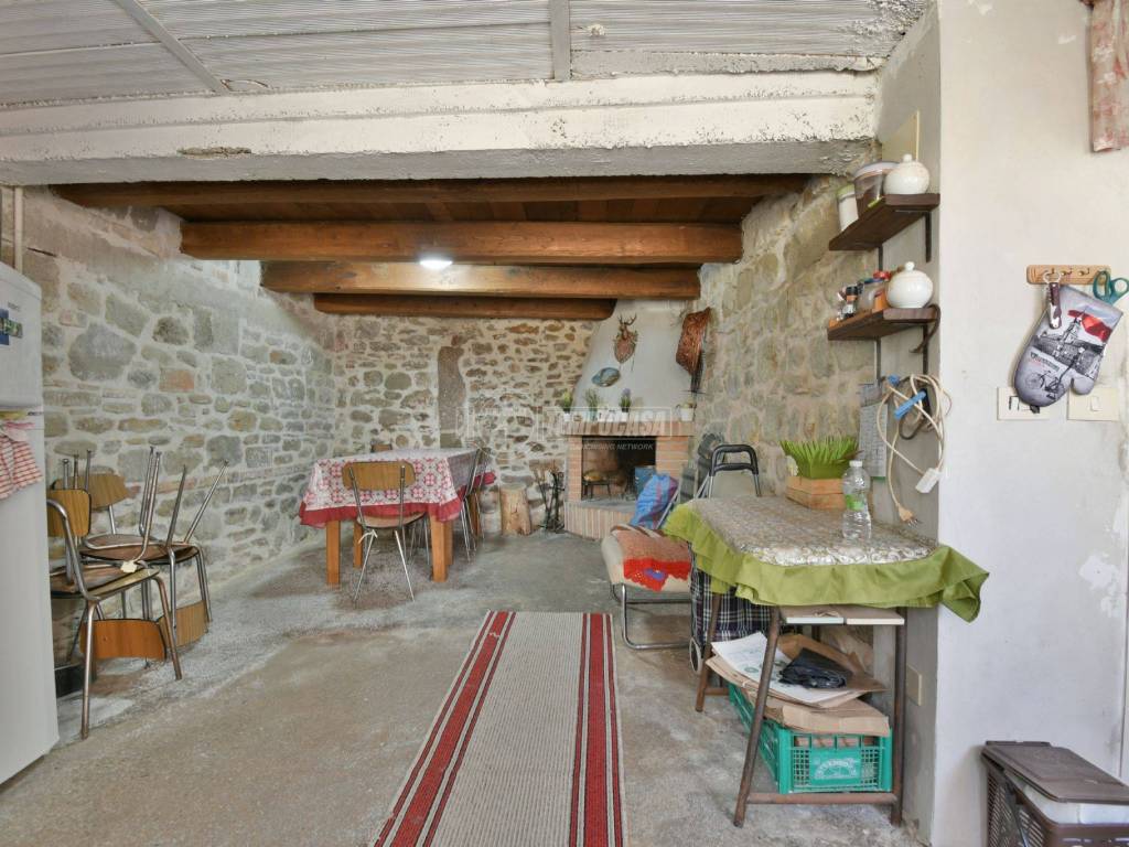 Casa indipendente a Roccafluvione in Via Carlo Goldoni 1 - Foto 3