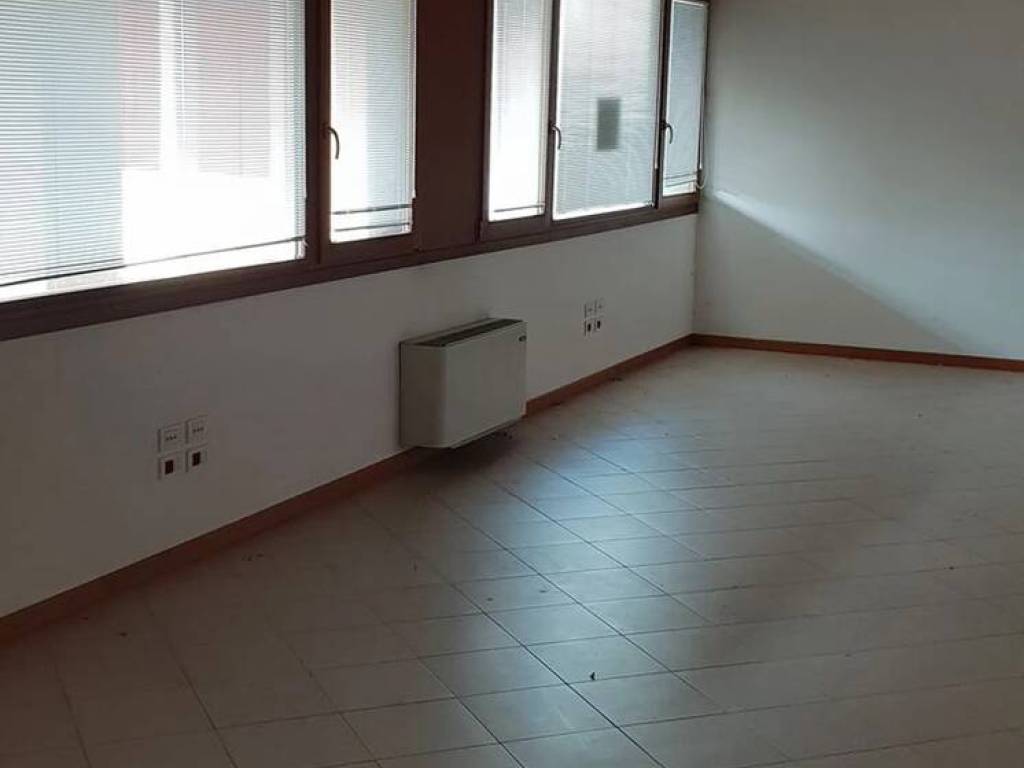 Immobile a Maniago in Piazza Nicolò Di Maniago - Foto 4