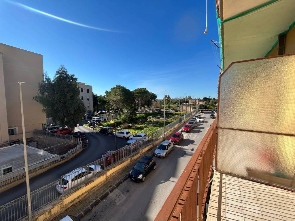 Appartamento a Siracusa in Via Aristotele - Foto 2