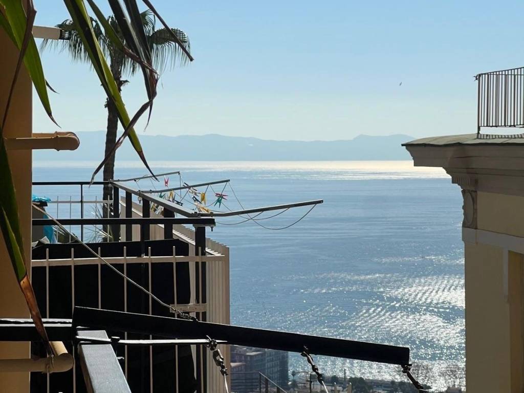 Appartamento a Napoli in Via Luigia Sanfelice, 89 - Foto 1